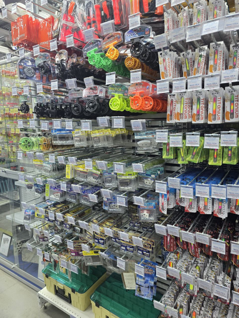 Фото 1. Инерционные катушки, стики, ножи для буров.jpg Фото 1. Инерционные катушки, стики, ножи для буров.jpg
